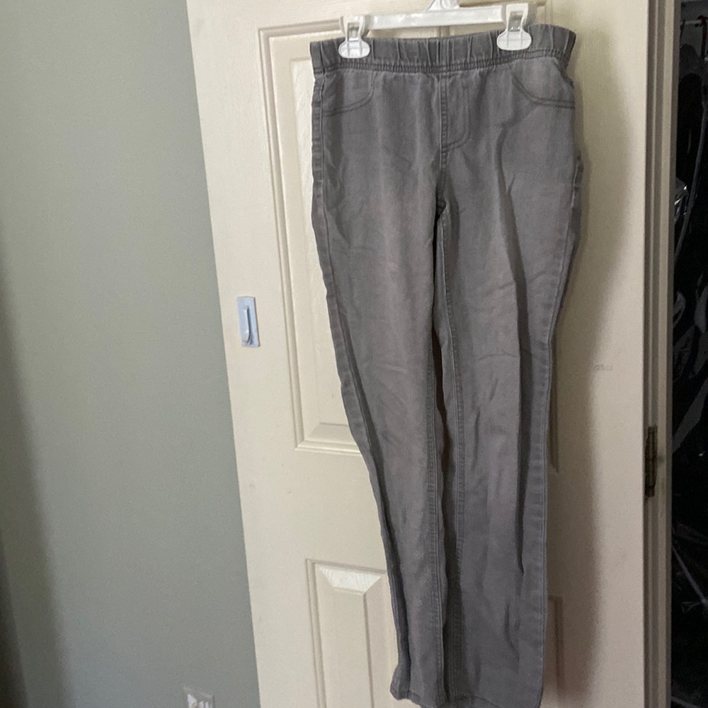 Gray Capris Jeans